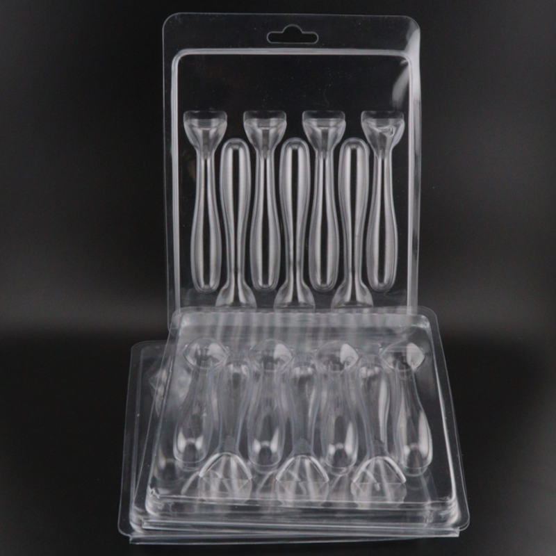 Clear clamshell case with multiple molded tips in blister tray
